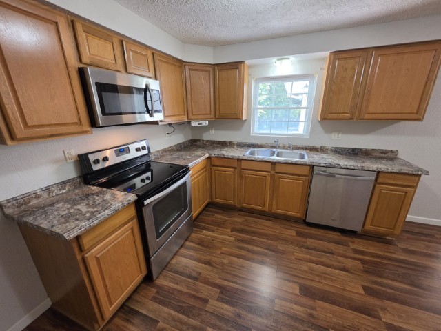 620 Pear Street Property Photo 24