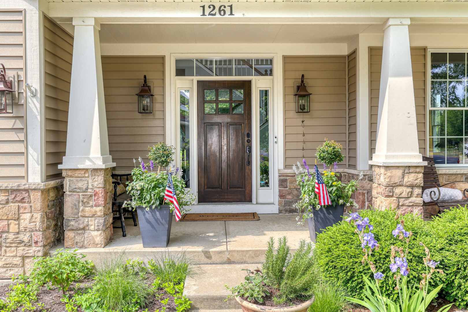 1261 Independence Avenue Property Photo 3