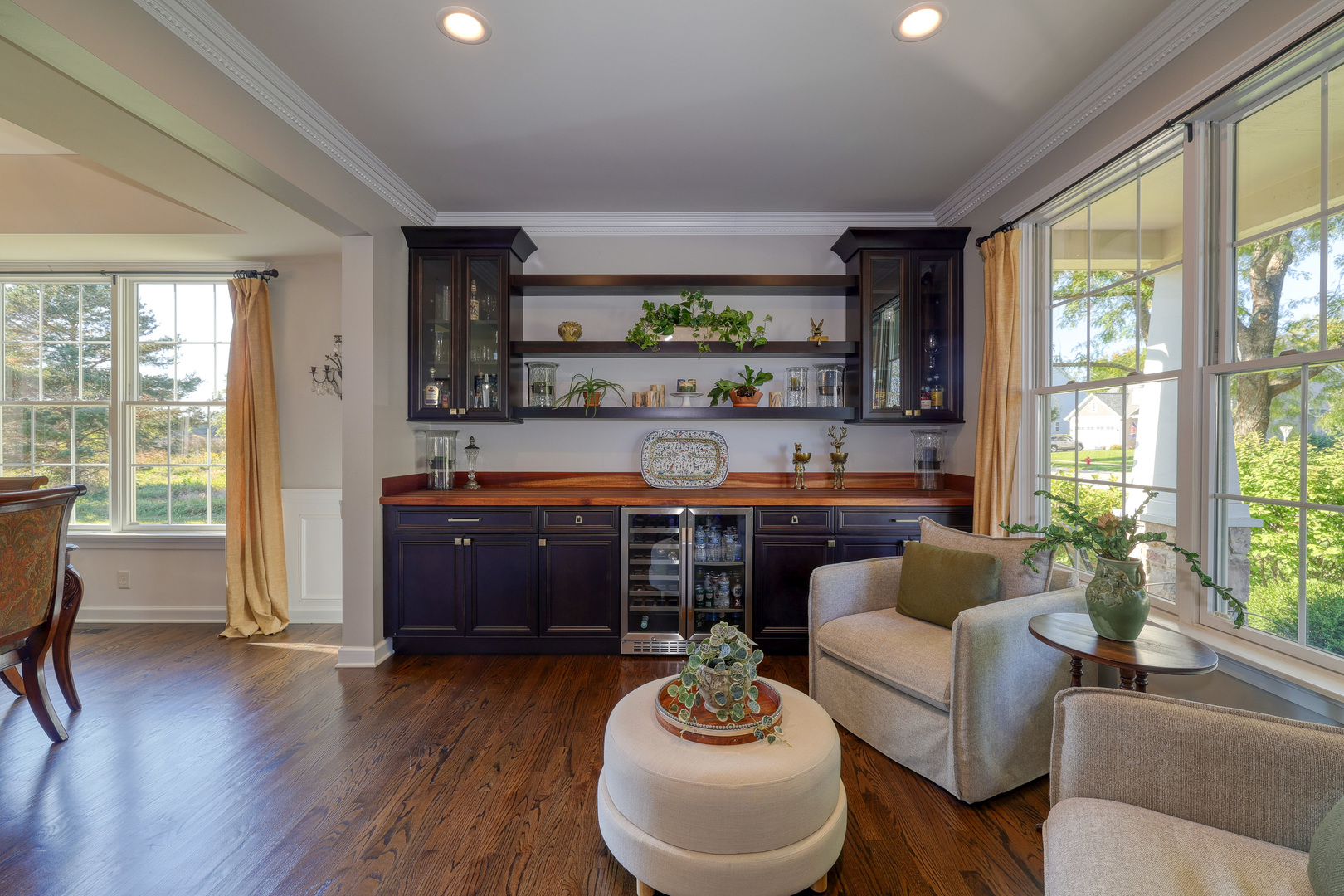 1261 Independence Avenue Property Photo 6