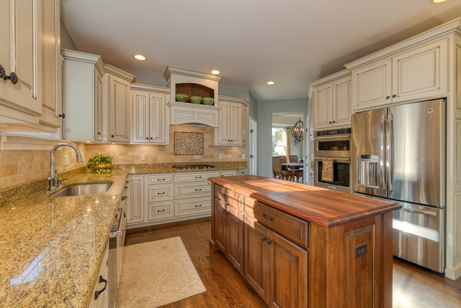 1261 Independence Avenue Property Photo 11