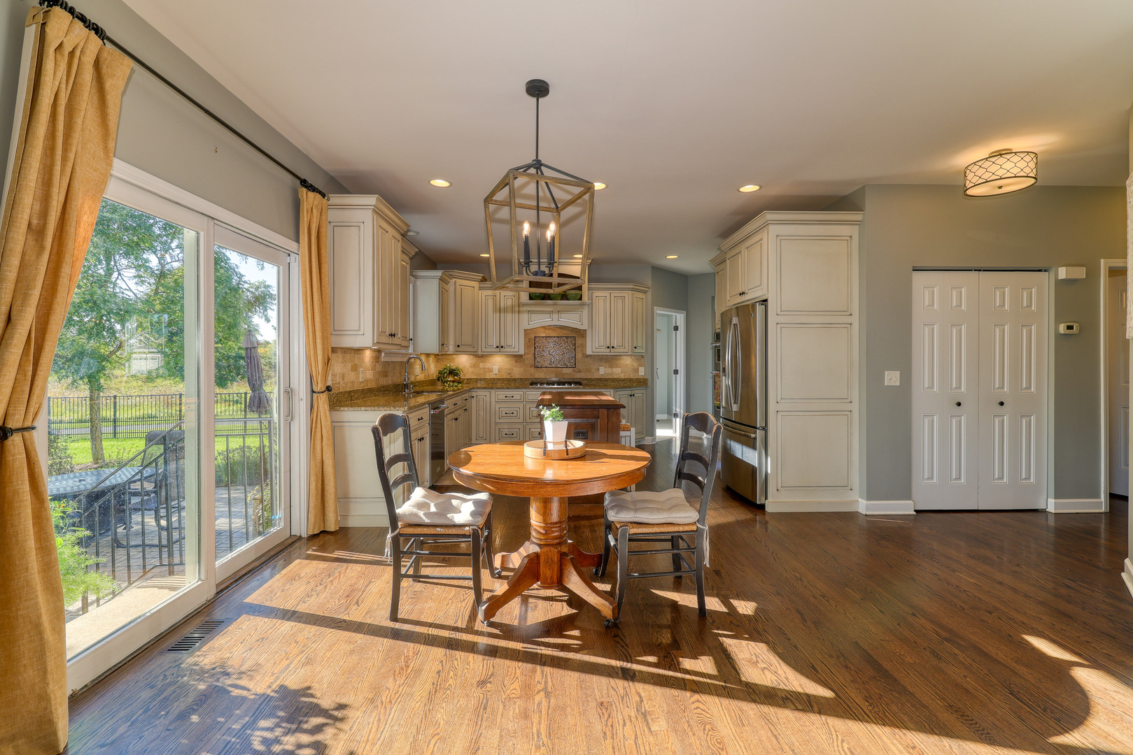 1261 Independence Avenue Property Photo 13