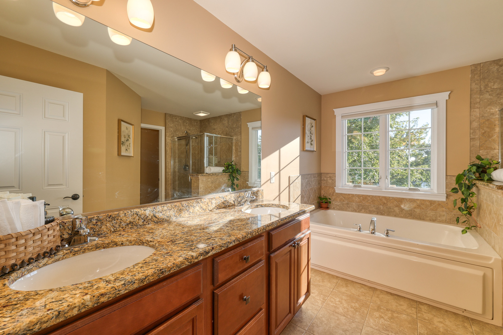 1261 Independence Avenue Property Photo 22