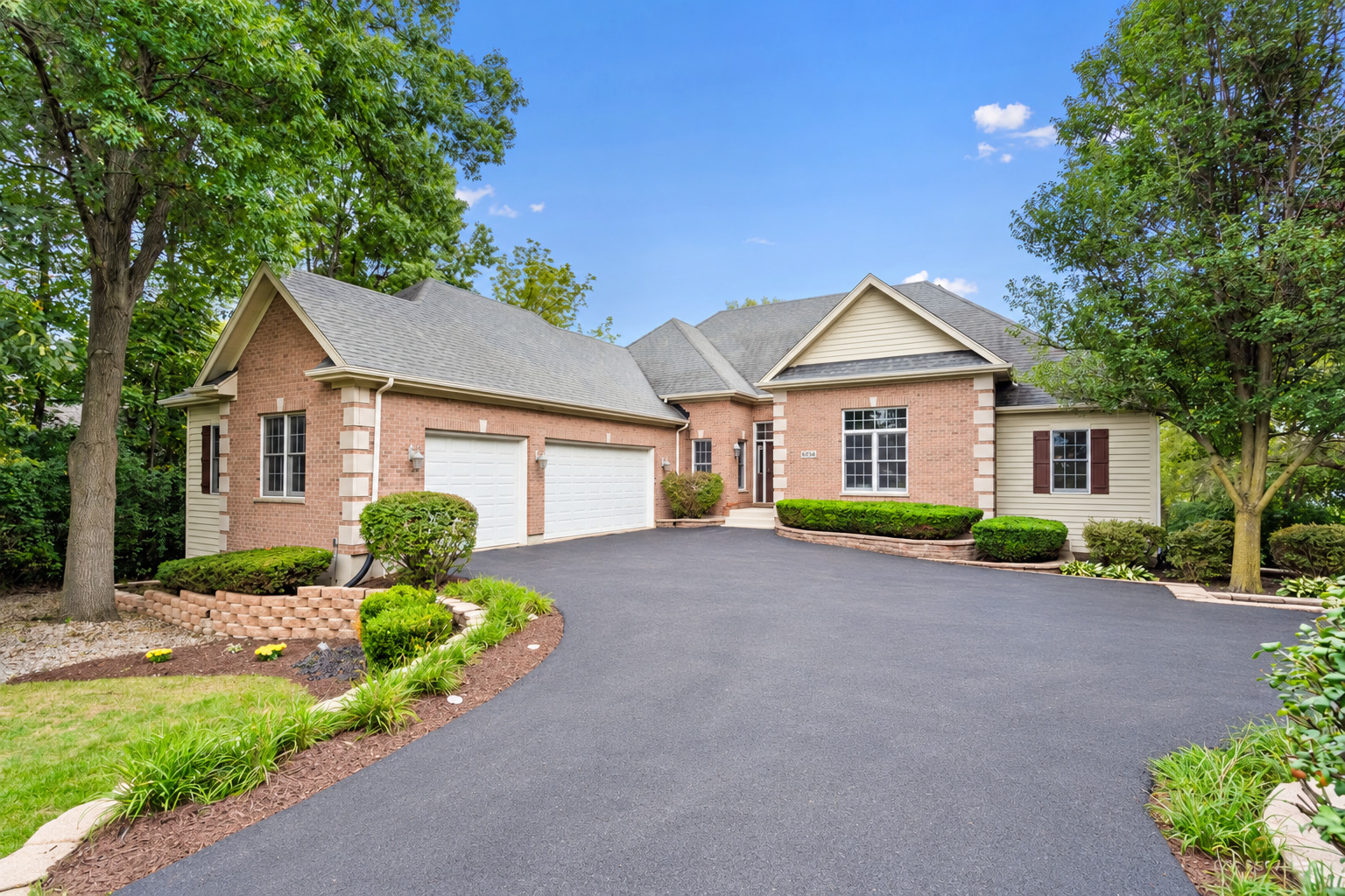 6016 Highland Lane Property Photo 1