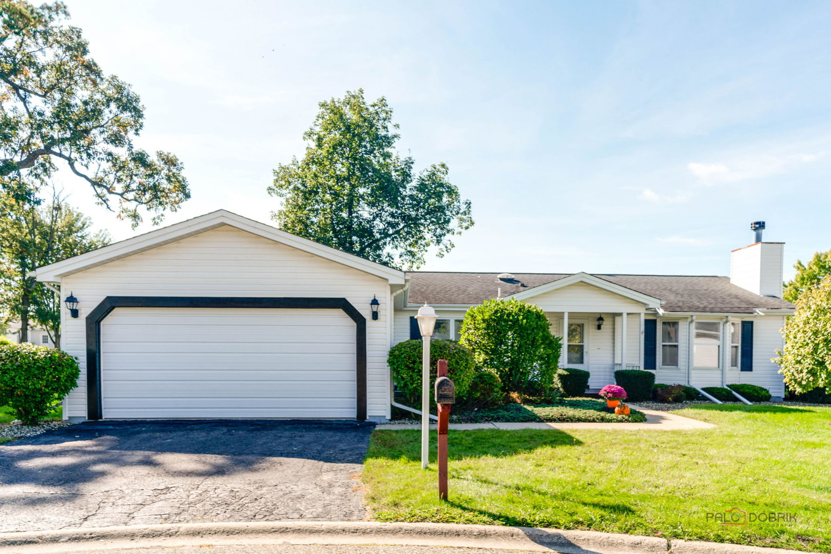 2724 Bluegrass Court Property Photo 1