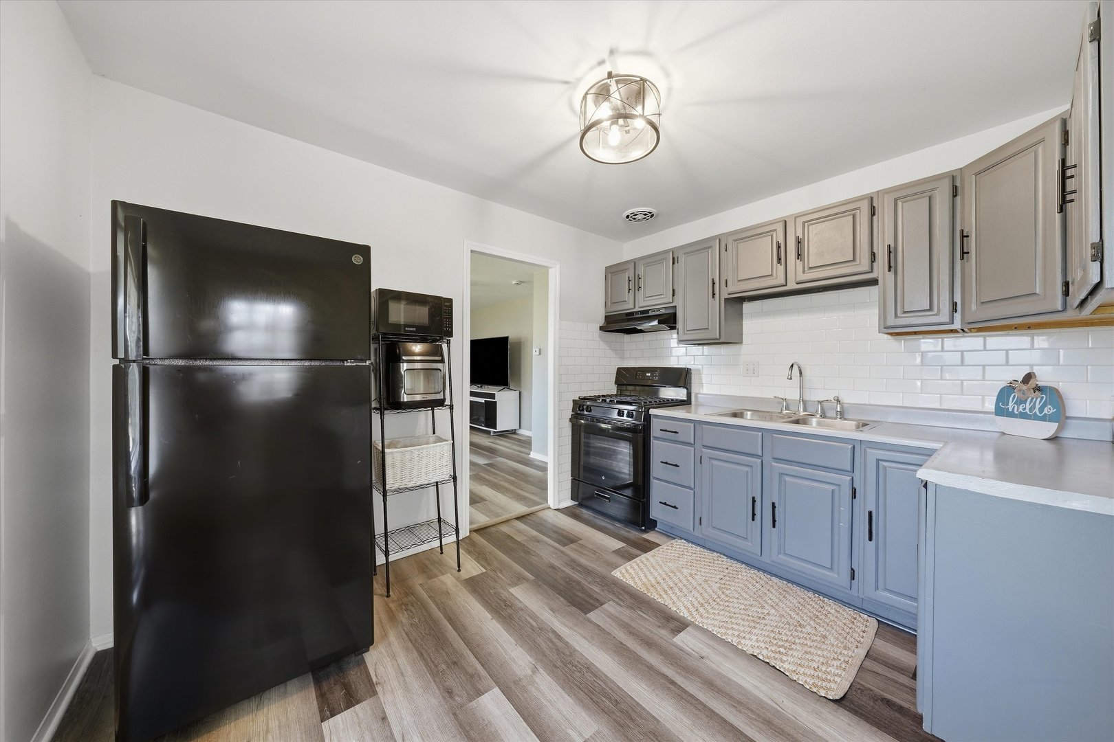 2112 219th Street Property Photo 8