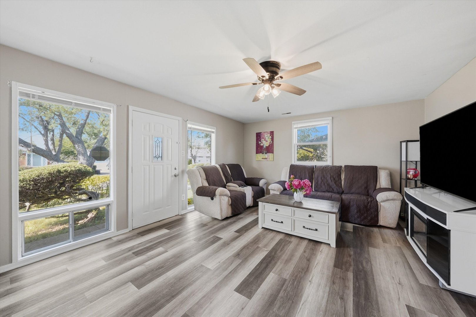 2112 219th Street Property Photo 10