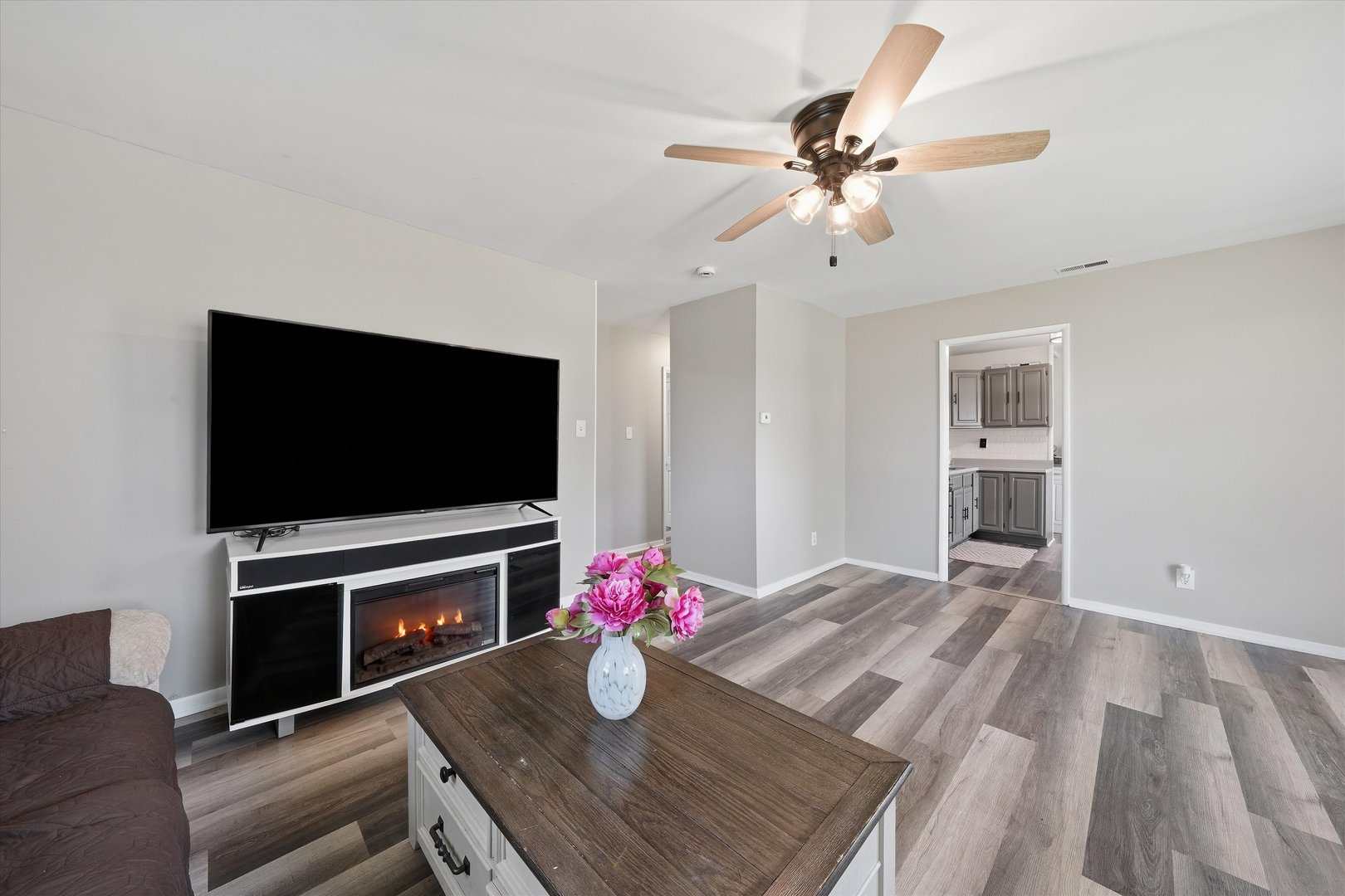 2112 219th Street Property Photo 12