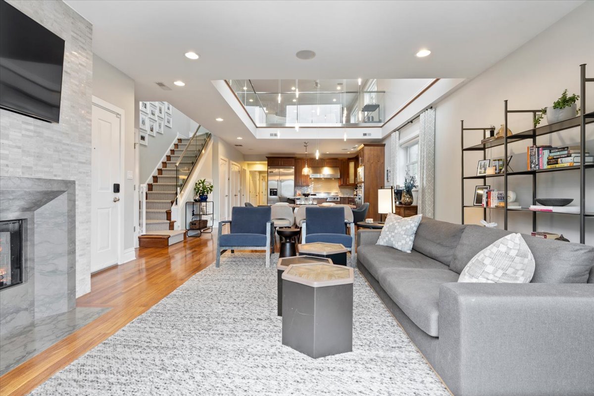 12772580 Property Photo 3