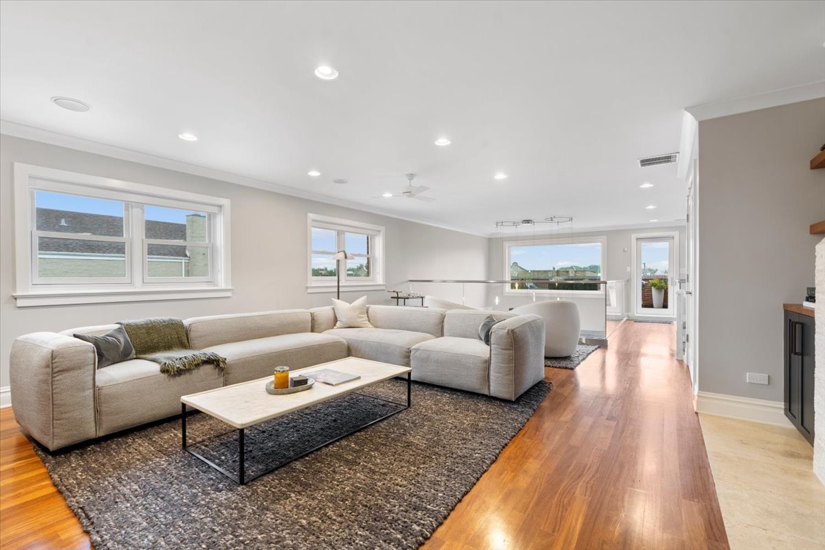 12772580 Property Photo 24
