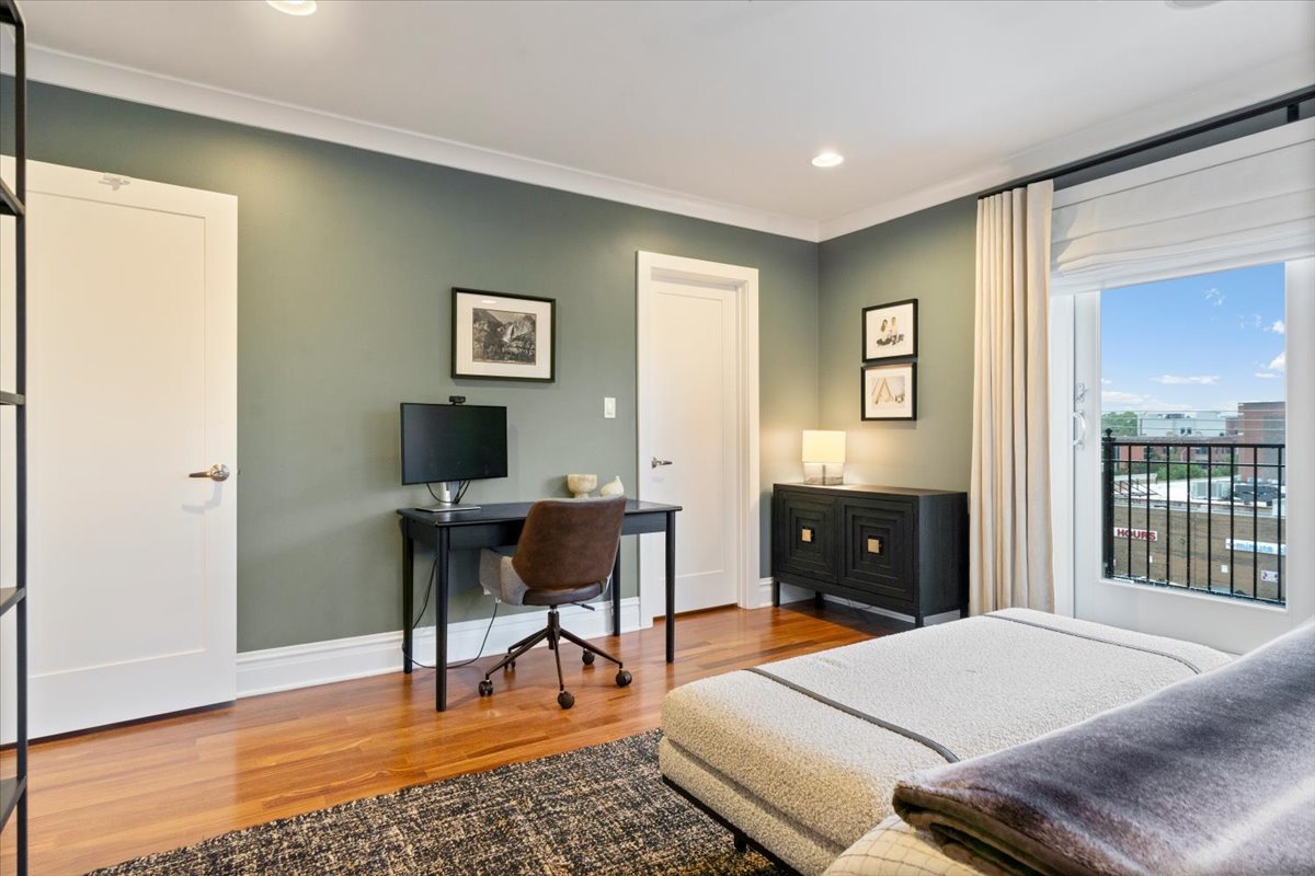 12772580 Property Photo 31