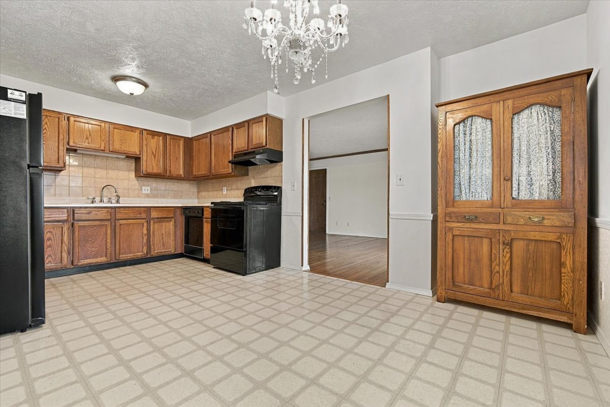 2017 Tracy Drive 4 Property Photo 7
