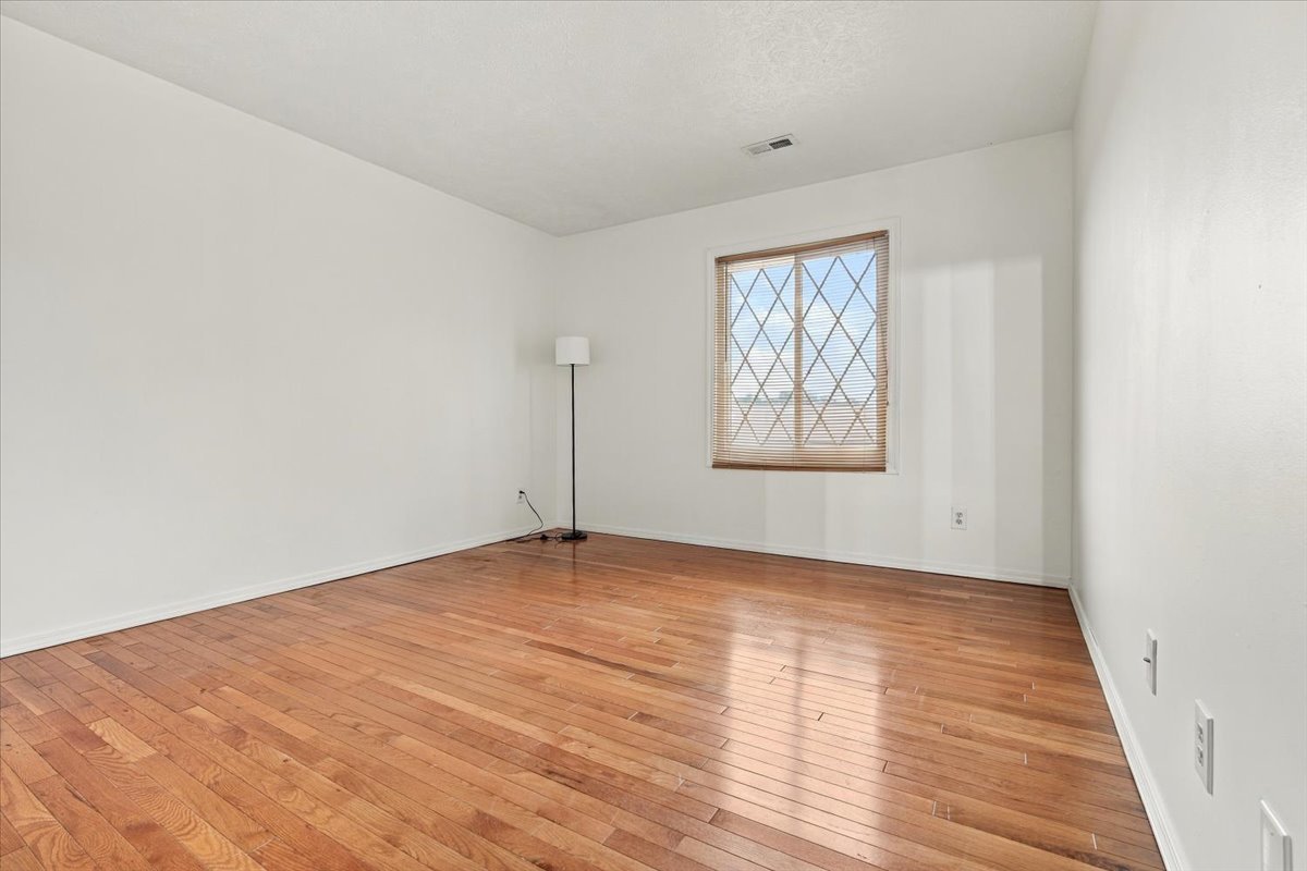2017 Tracy Drive 4 Property Photo 12
