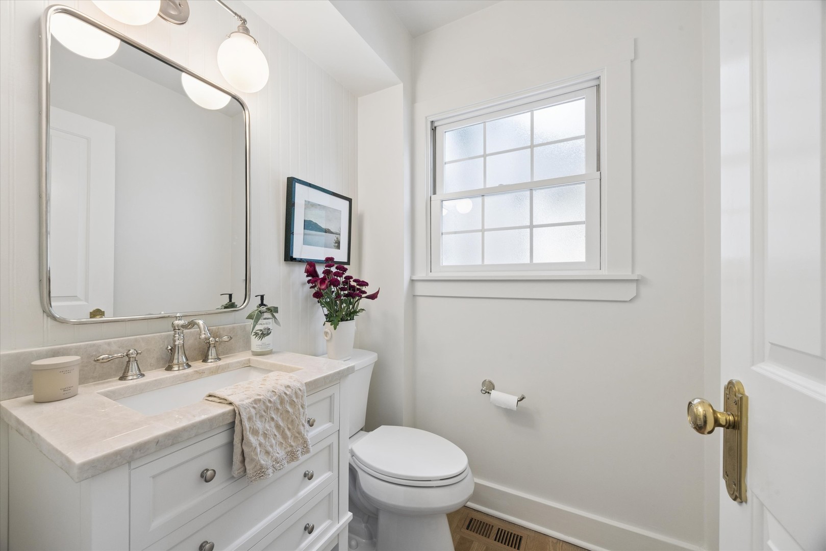 3901 Franklin Avenue Property Photo 12
