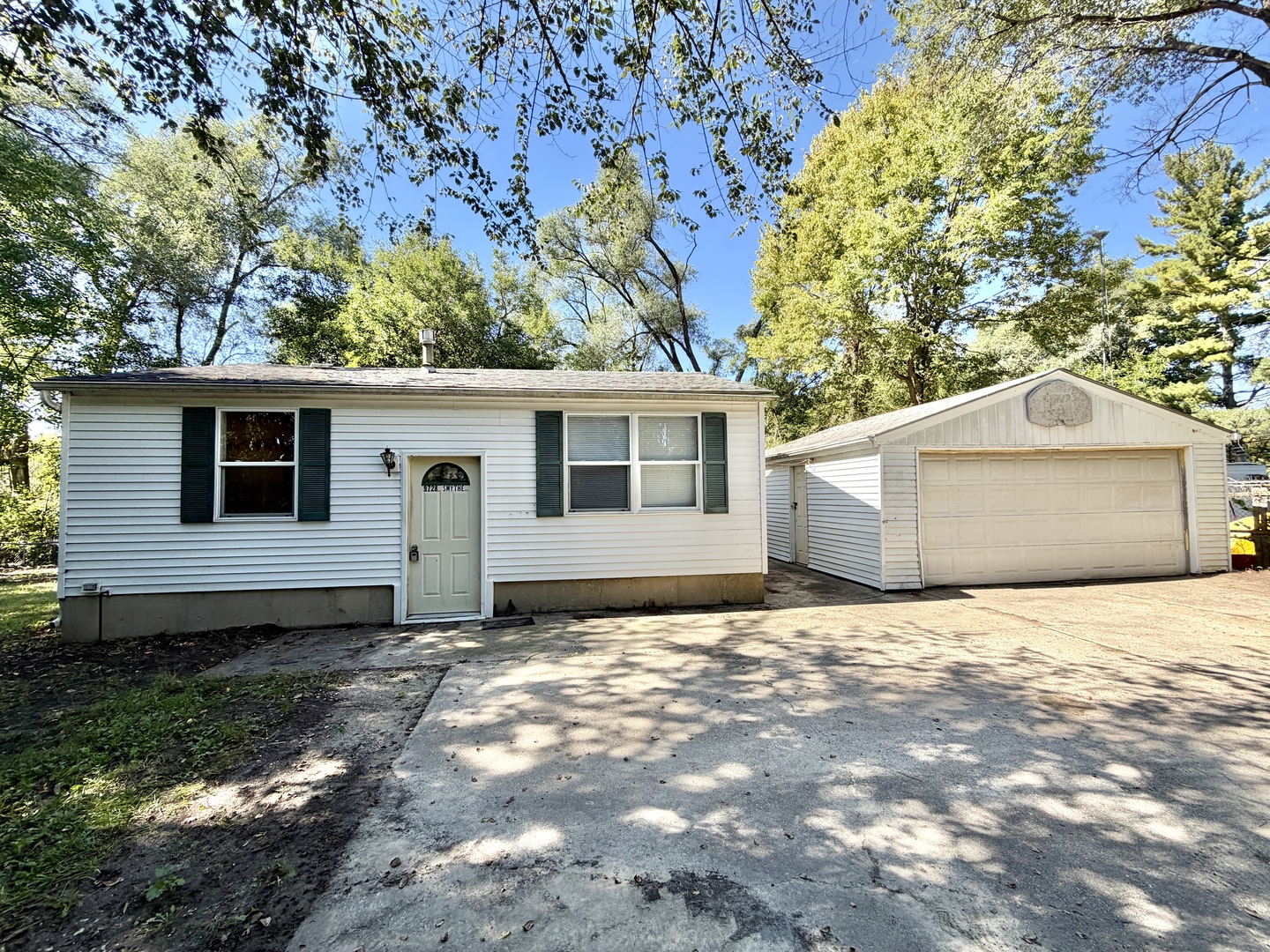 9728 Smythe Avenue Property Photo 1