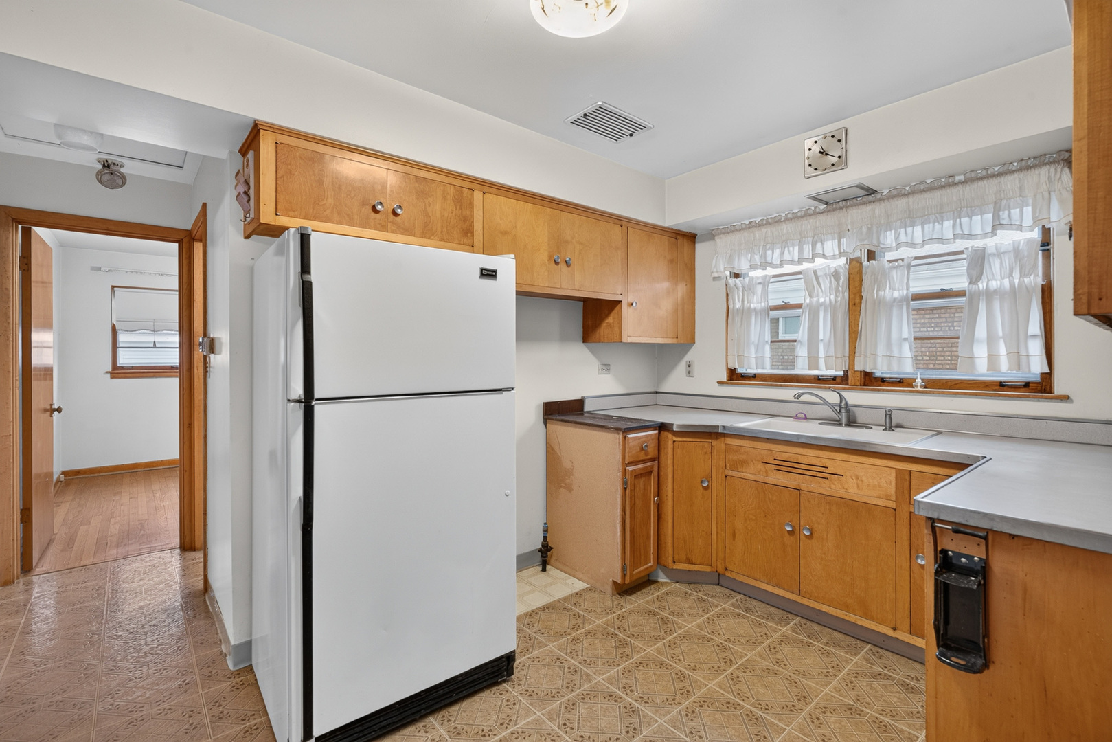2224 Park Avenue Property Photo 5