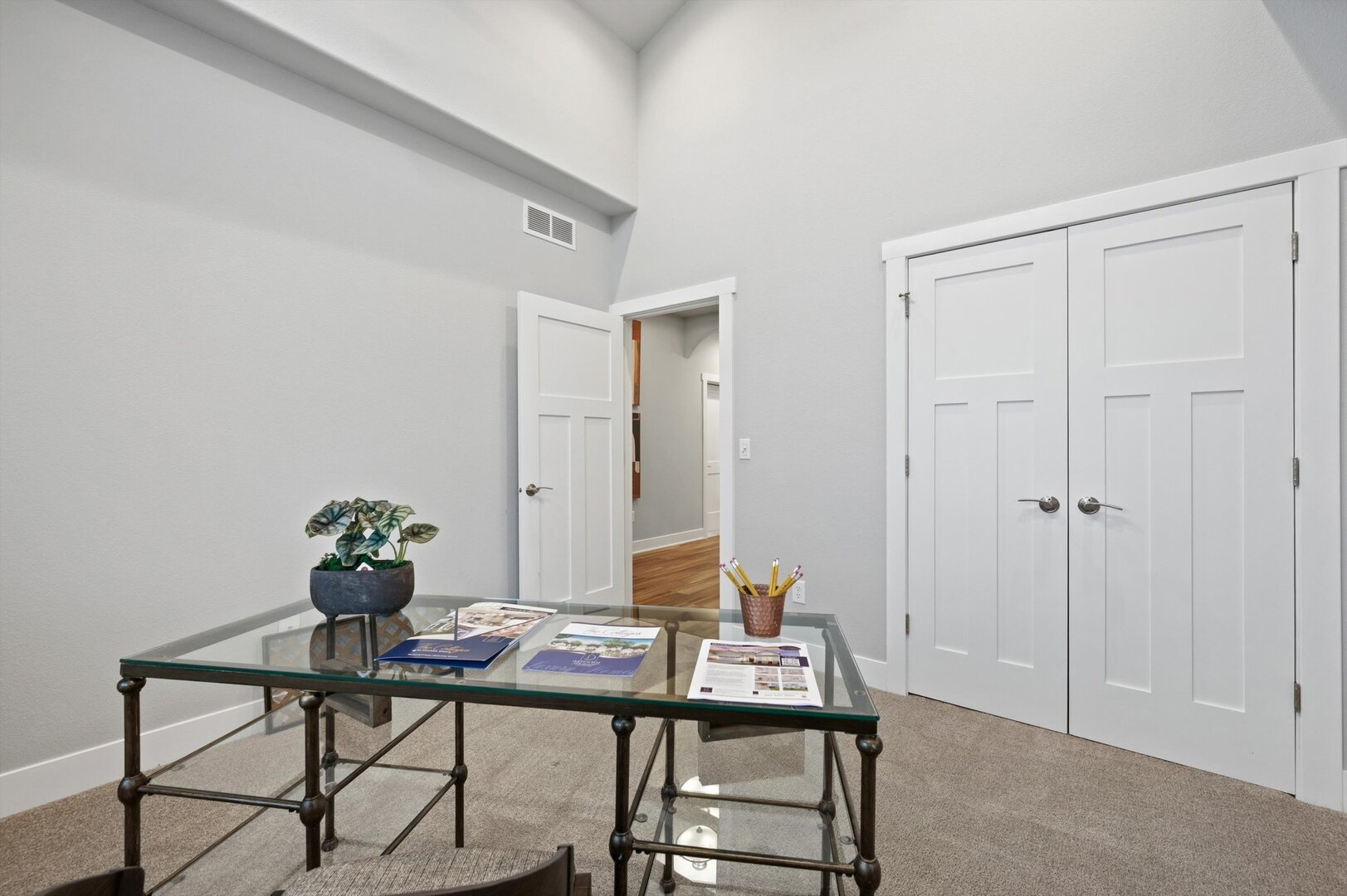 4696 N Cottage Lane Property Photo 4