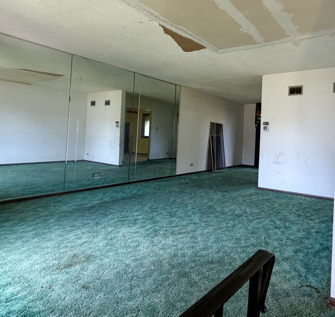 58 E 164th Street Property Photo 4