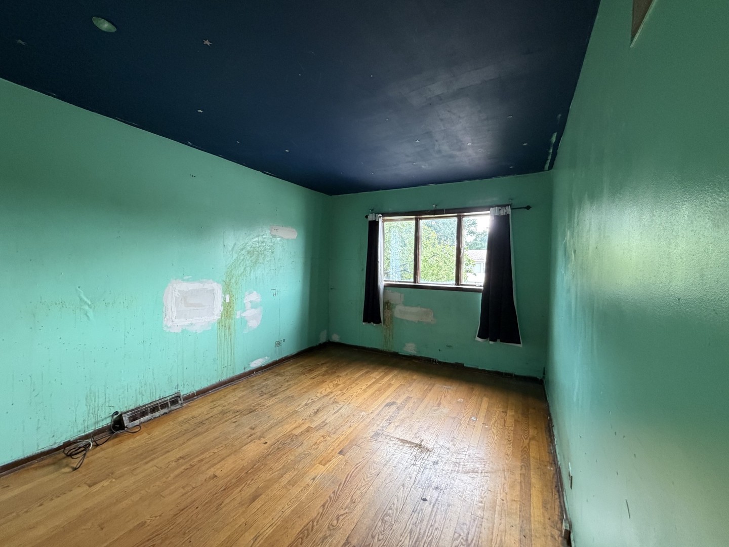 58 E 164th Street Property Photo 9