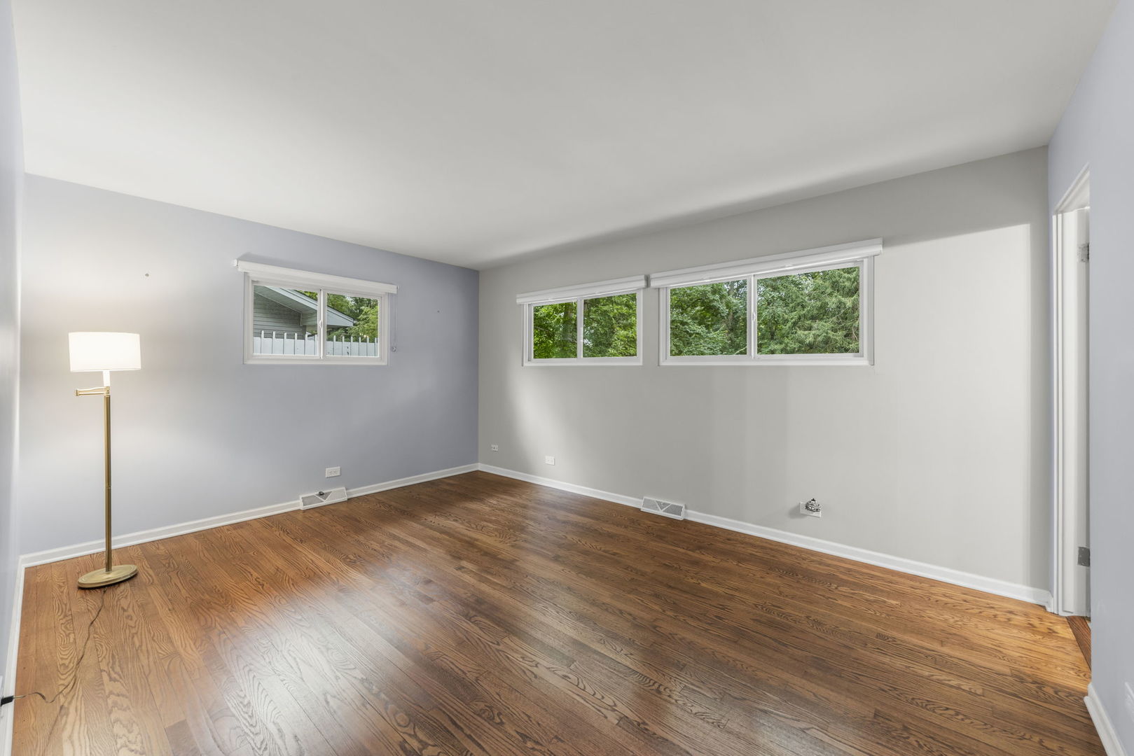 60 Golden Larch Court Property Photo 14