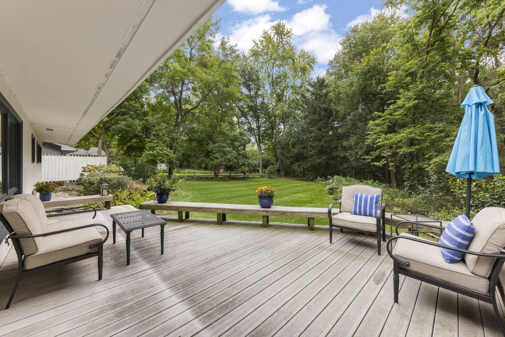 60 Golden Larch Court Property Photo 20