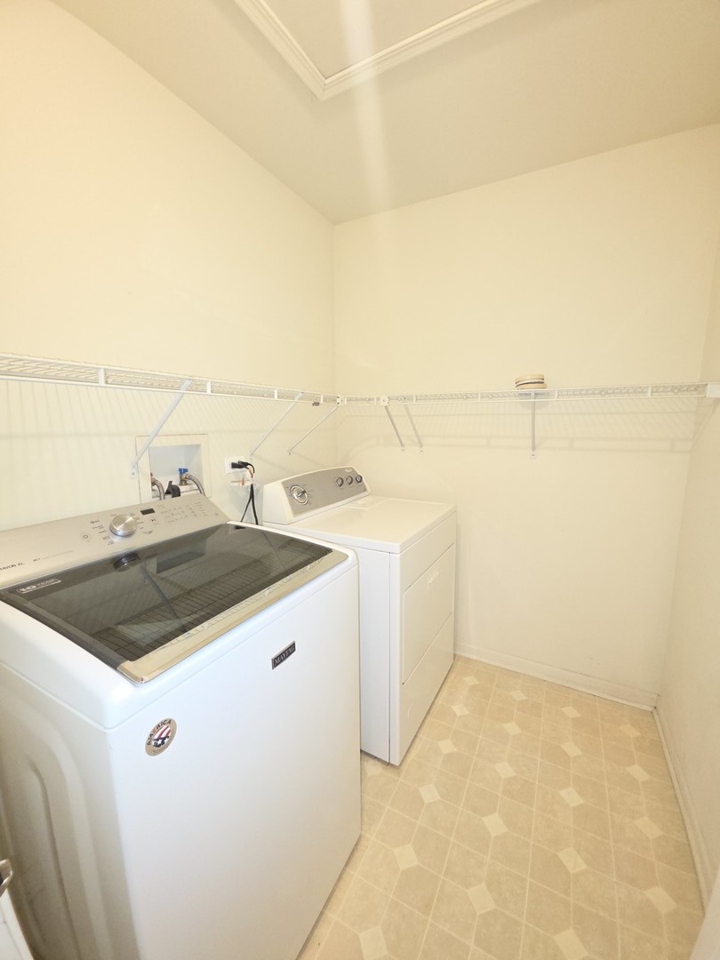 2907 Talaga Drive Property Photo 12