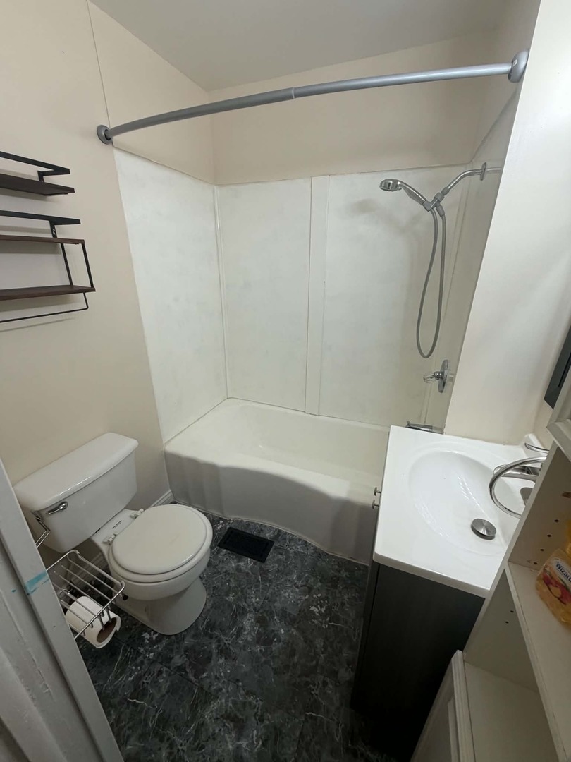 405 S State Street Property Photo 12