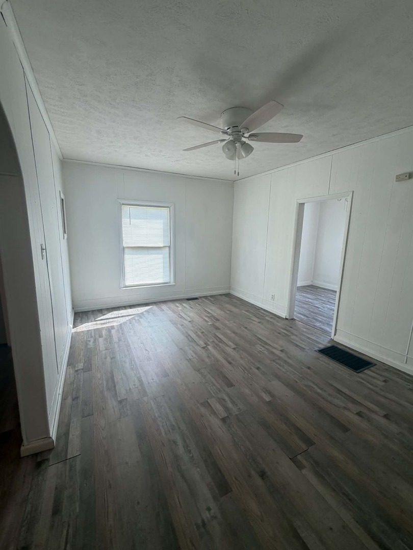 405 S State Street Property Photo 13