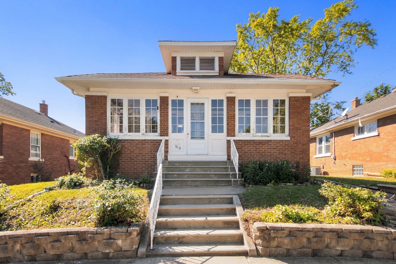 913 Clement Street Property Photo 1