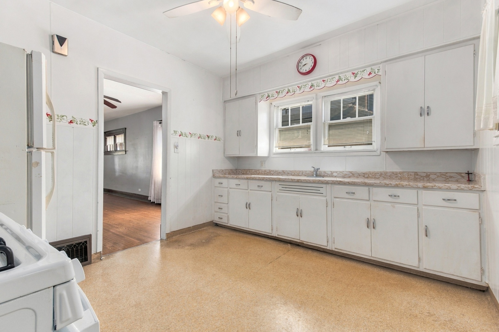 913 Clement Street Property Photo 19