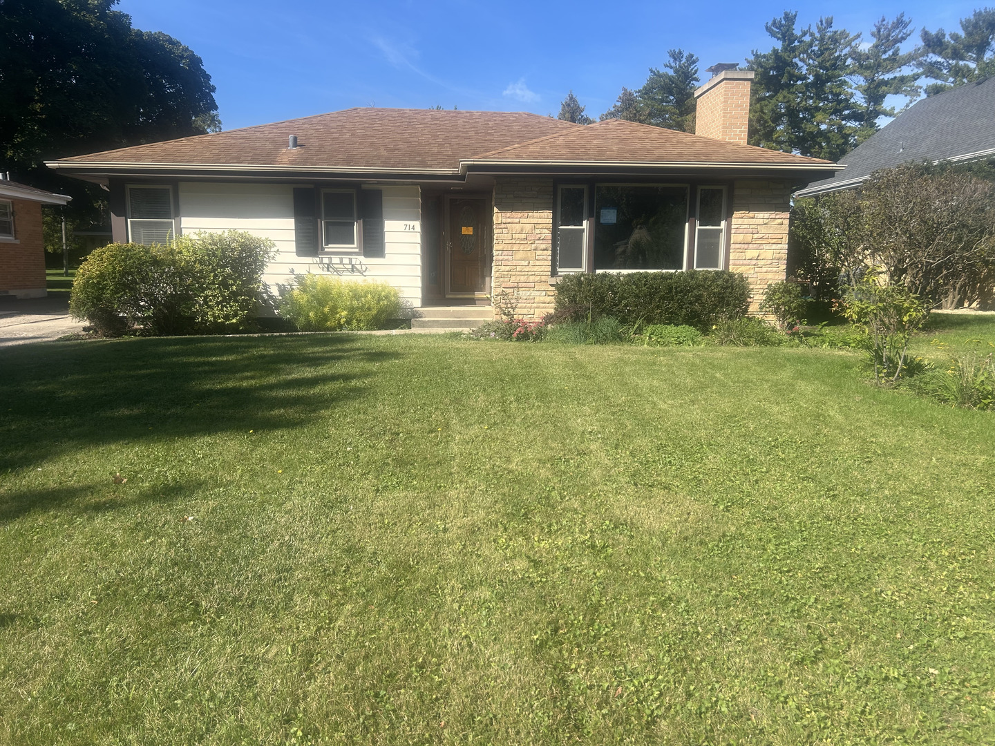714 S Villa Avenue Property Photo 1