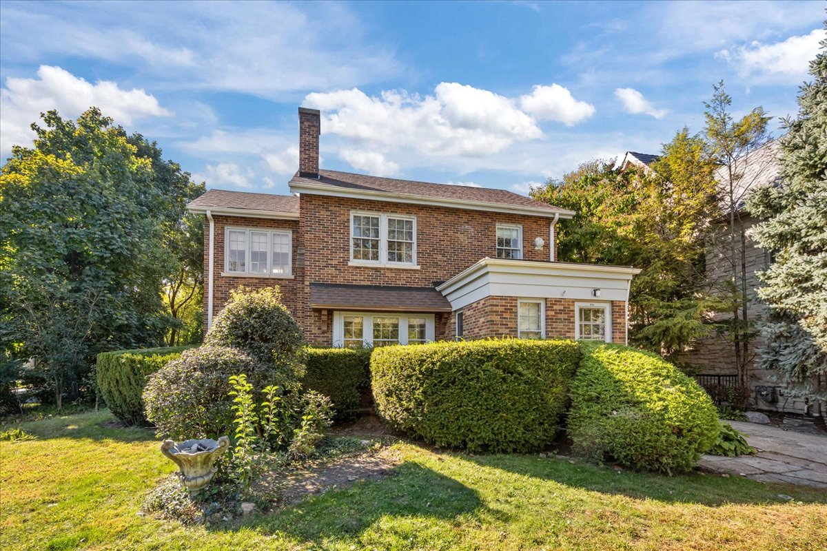 604 Exmoor Road Property Photo 1