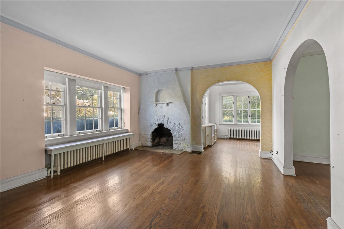 604 Exmoor Road Property Photo 3