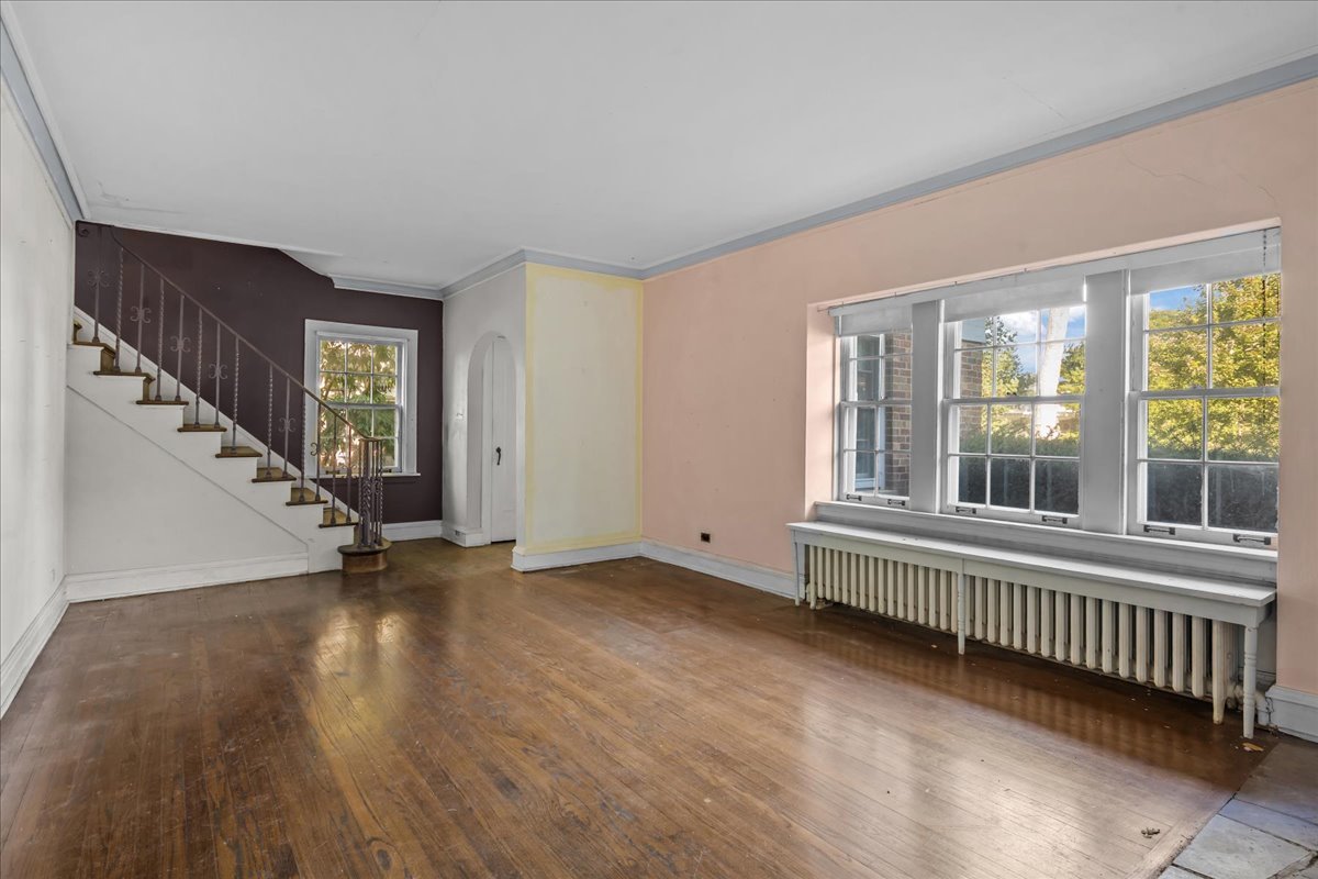 604 Exmoor Road Property Photo 4