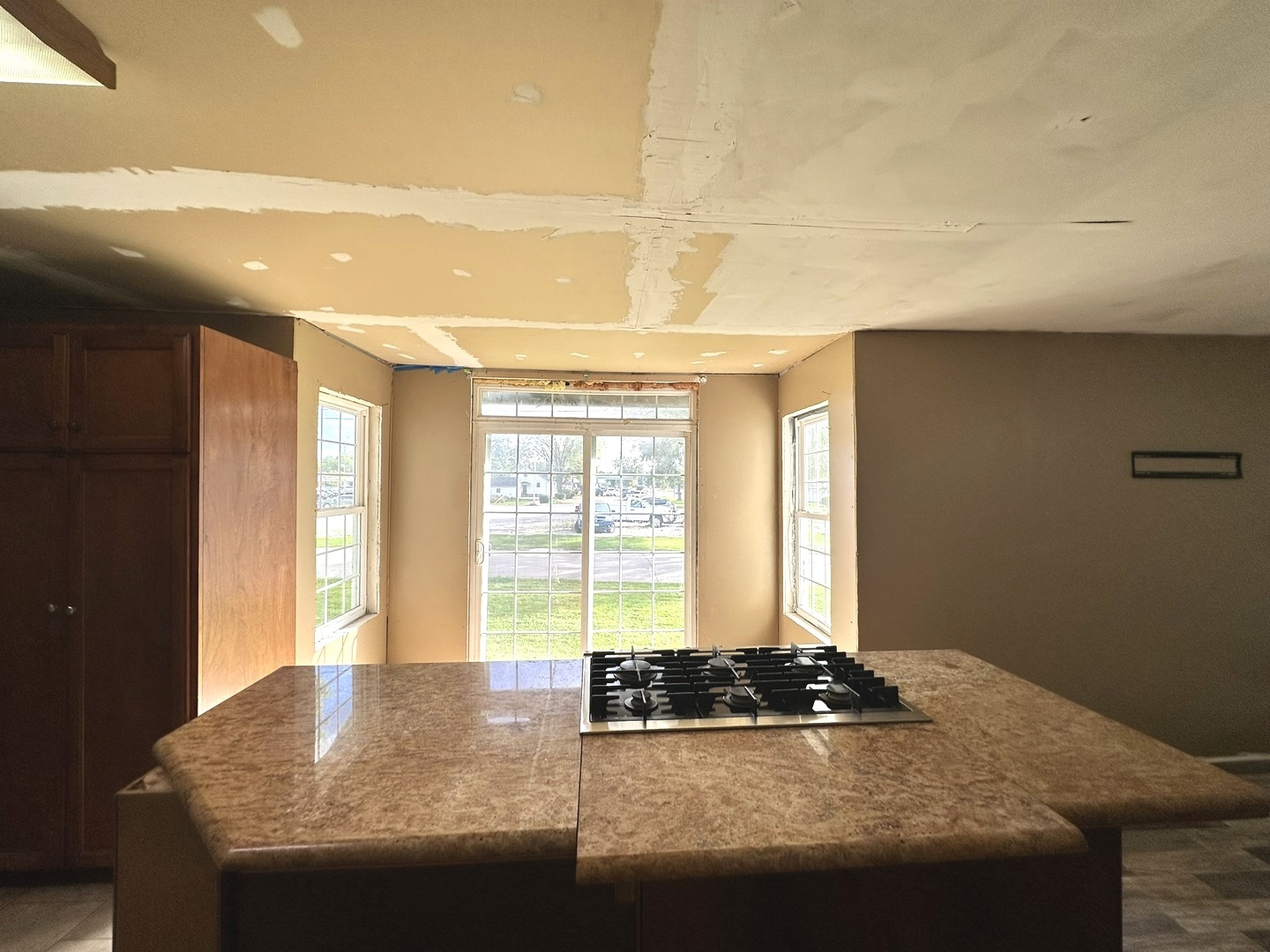 1702 Guion Street Property Photo 6