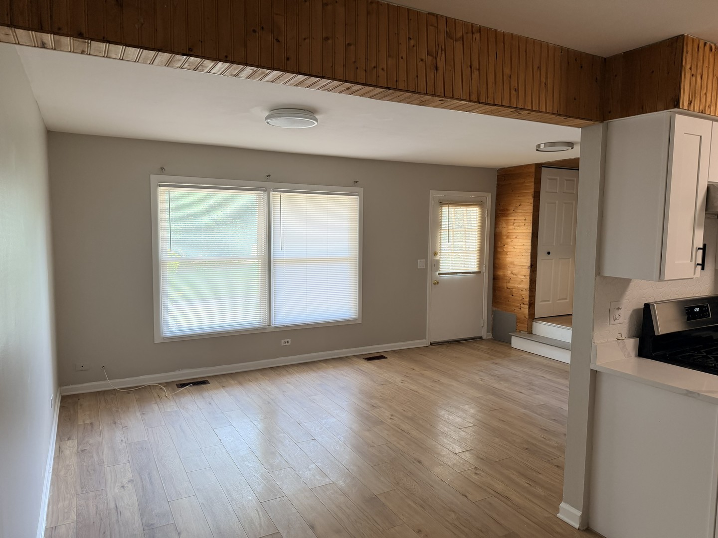 1313 Kingsbury Drive D Property Photo 4
