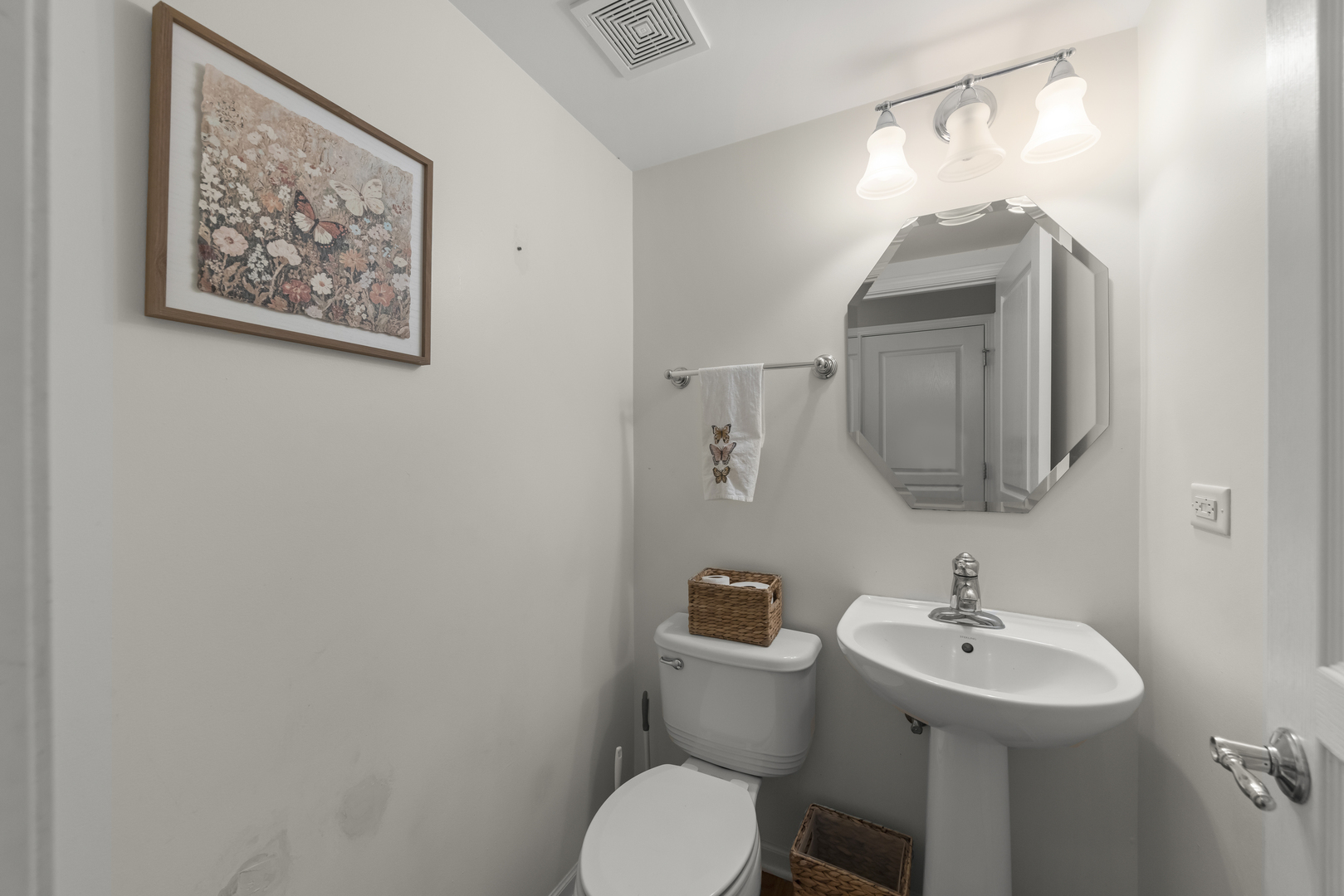 15110 W Laurel Lane Property Photo 11
