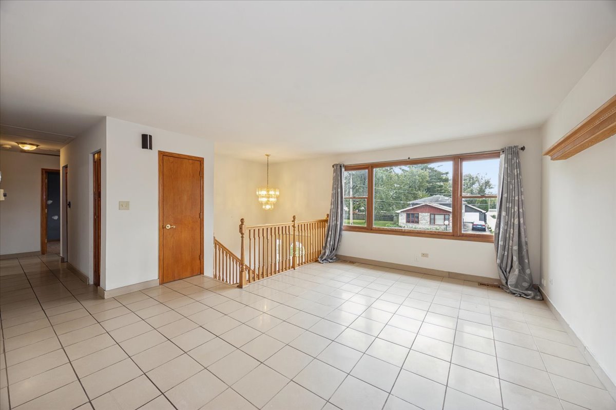 4352 150th Street Property Photo 4