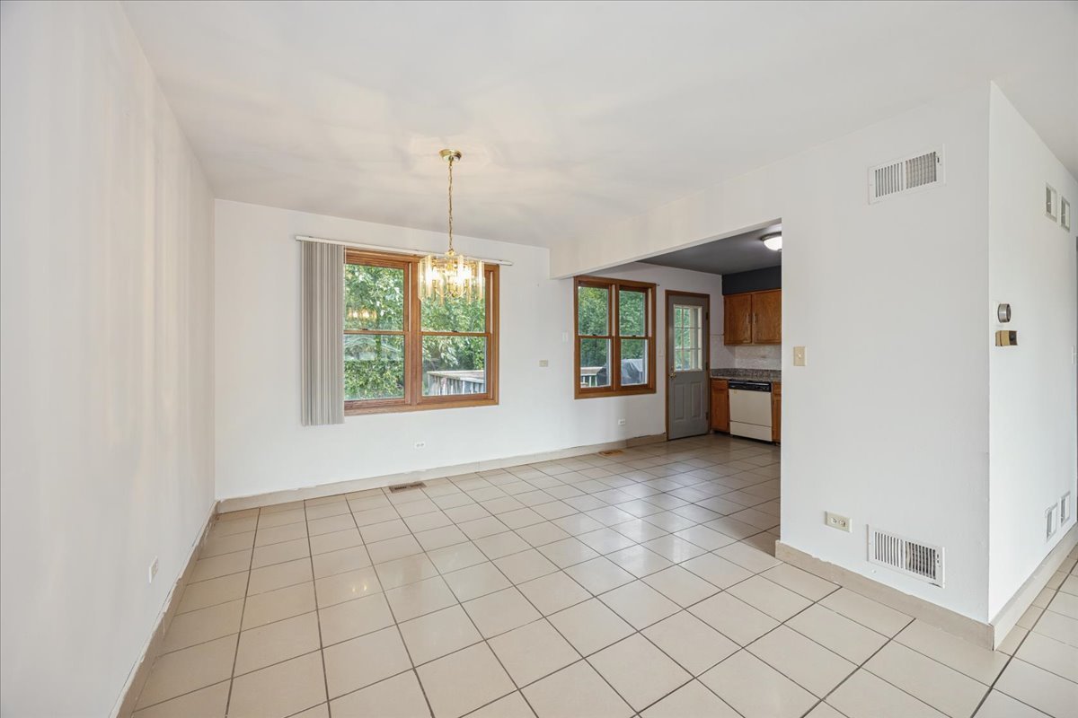 4352 150th Street Property Photo 5