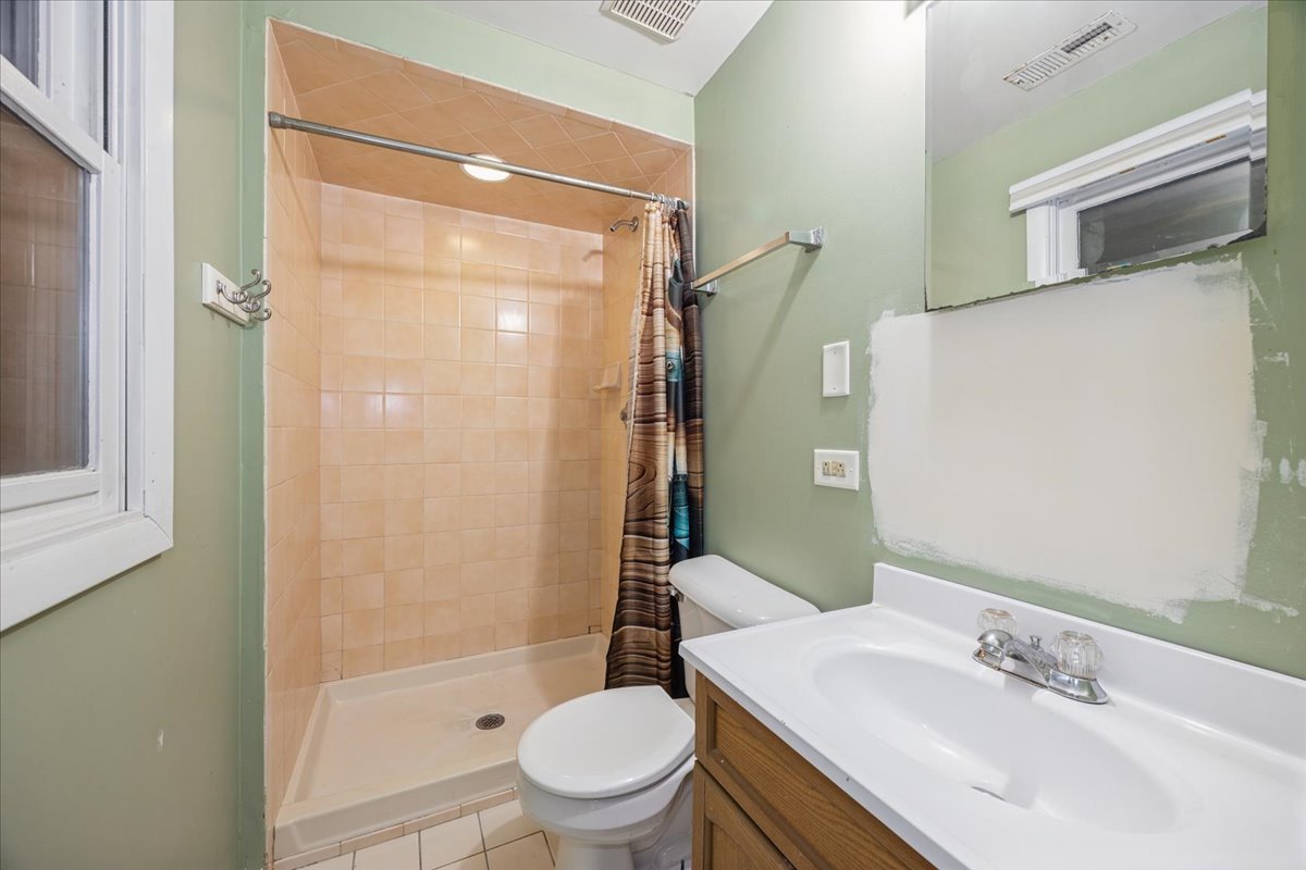 4352 150th Street Property Photo 12