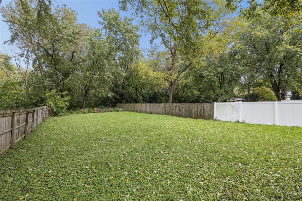 4352 150th Street Property Photo 14