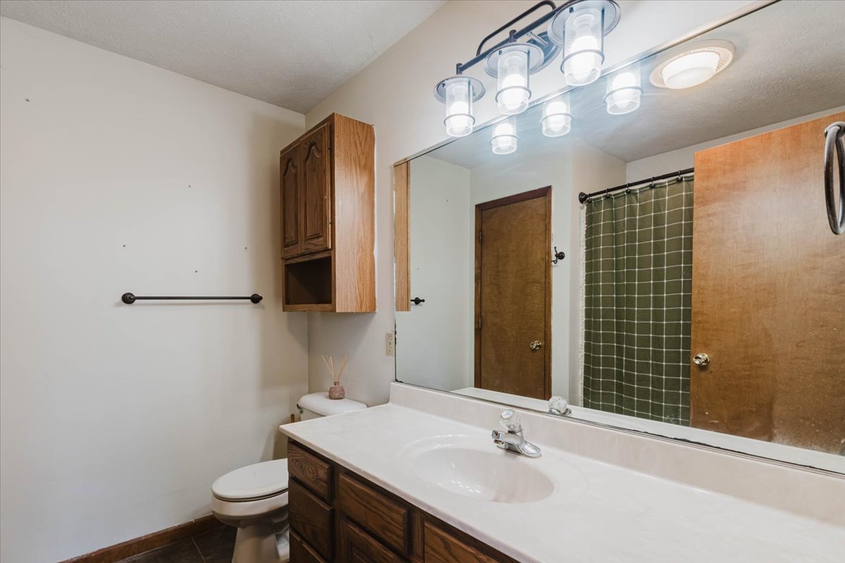 427 Sunset Drive Property Photo 14