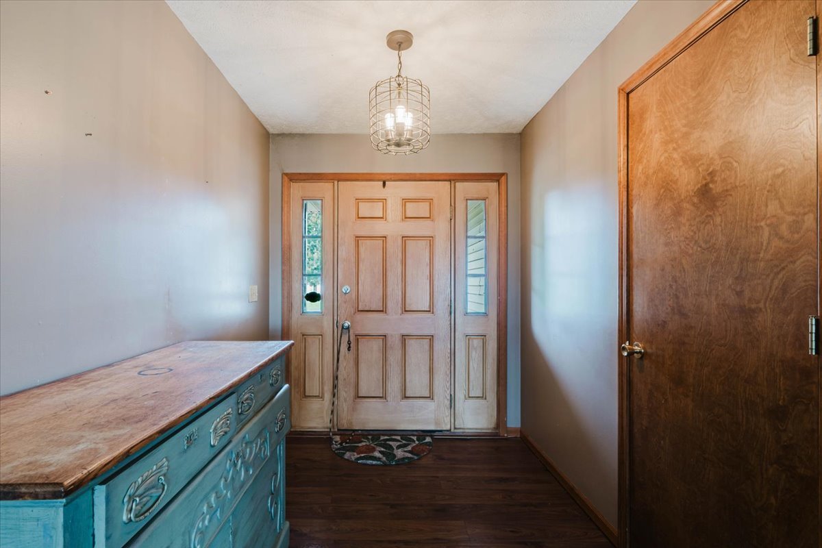 427 Sunset Drive Property Photo 22