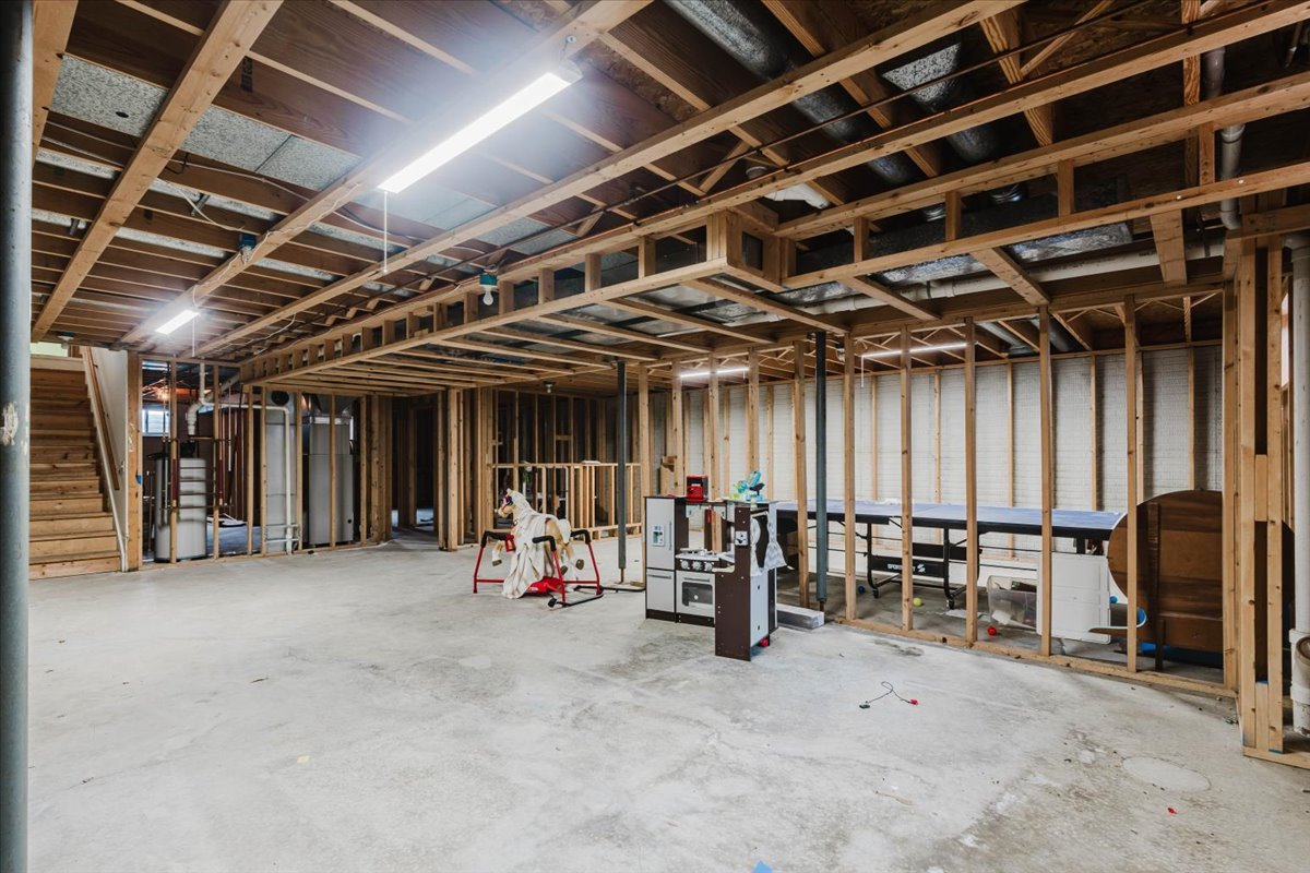 427 Sunset Drive Property Photo 28