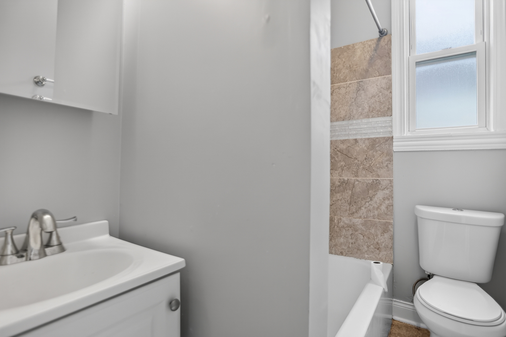 2818 N Drake Avenue Property Photo 9