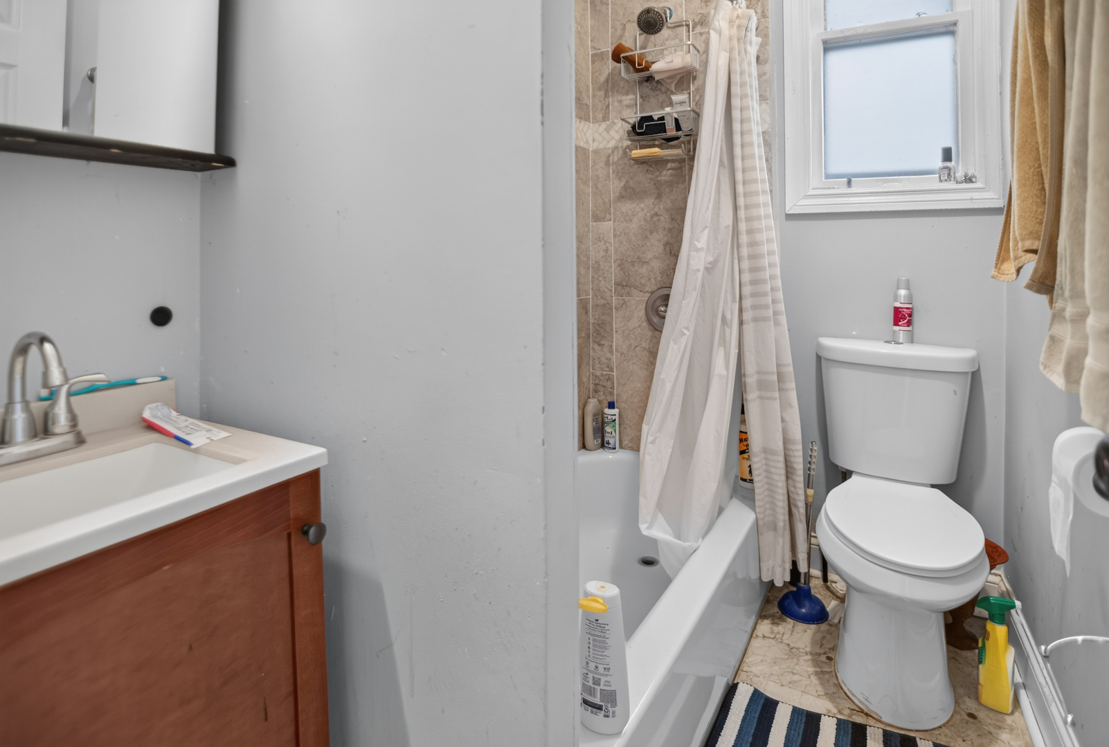 2818 N Drake Avenue Property Photo 17