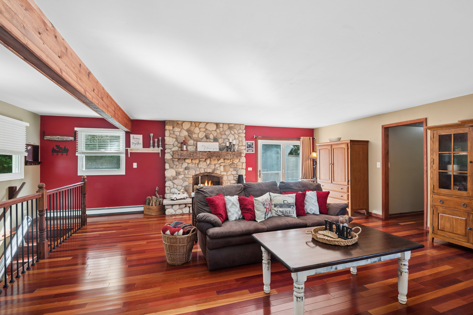 5817 Wonder Woods Drive Property Photo 7