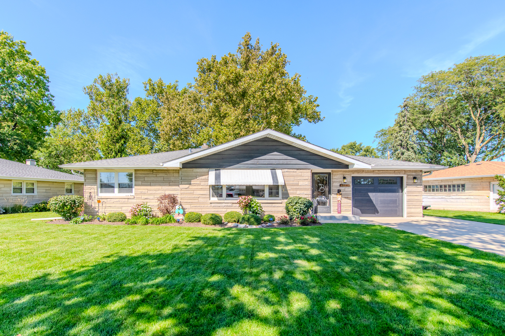 405 Bevan Drive Property Photo 1