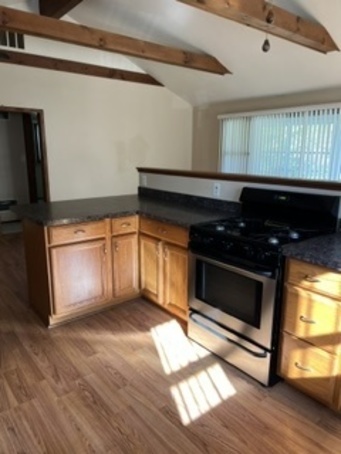 42690 N Lake Drive Property Photo 7
