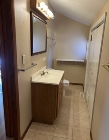42690 N Lake Drive Property Photo 13