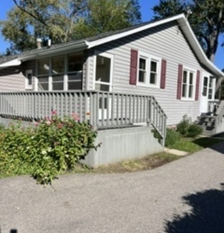 42690 N Lake Drive Property Photo 19